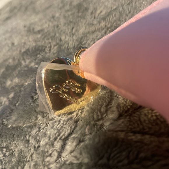 Pink Bundle 🩷 - Picture 3 of 9